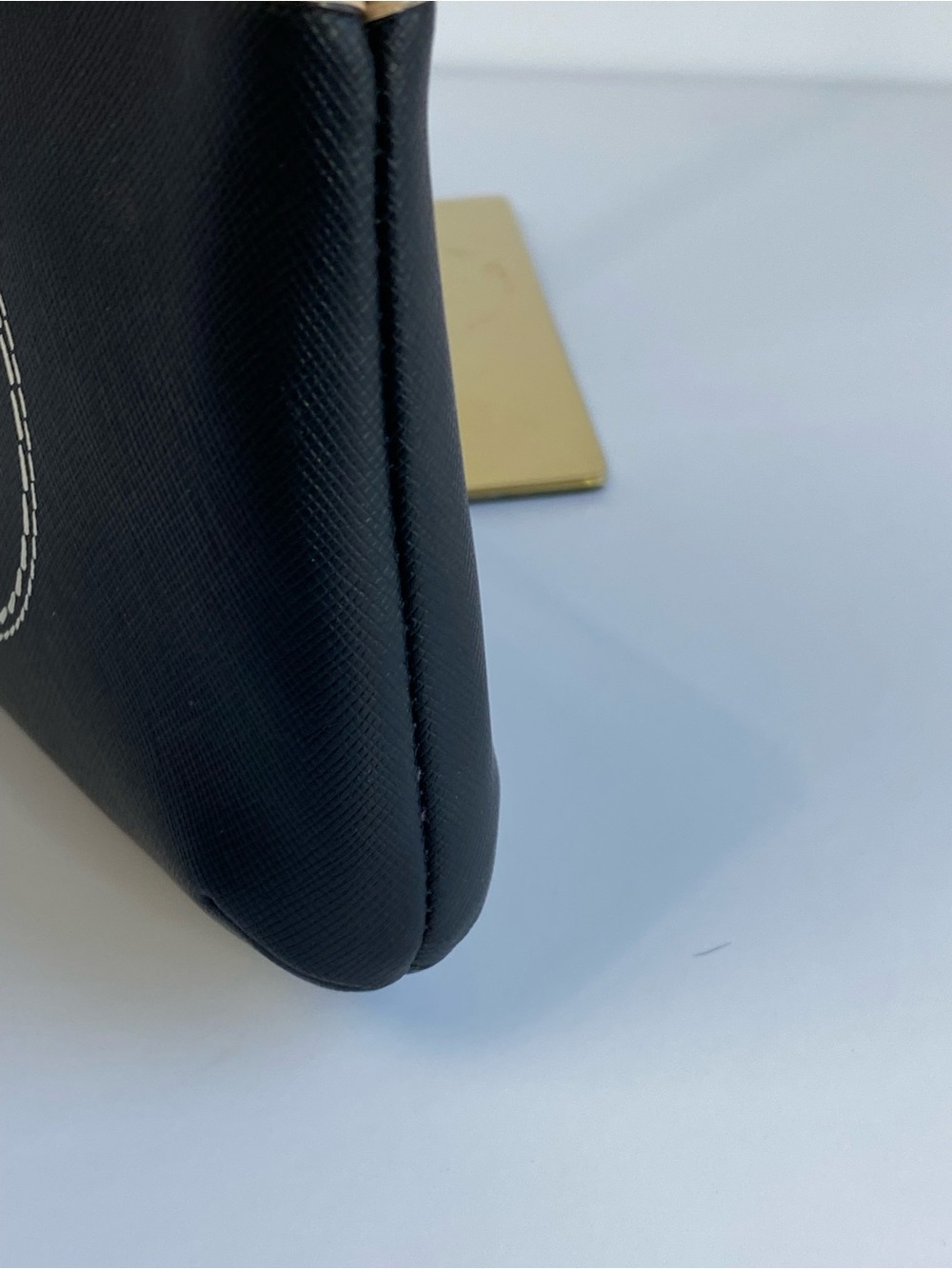 Coach Large Black Leather Wristlet with Tan Trim- fits most cell phones - Picture 12 of 14